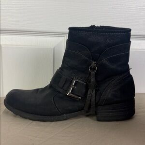 Earth Origins billie leather ankle bootie boot women’s size 9.5